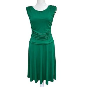 EnFocus Studio Green Ruched Sheath Sleeveless Dress
